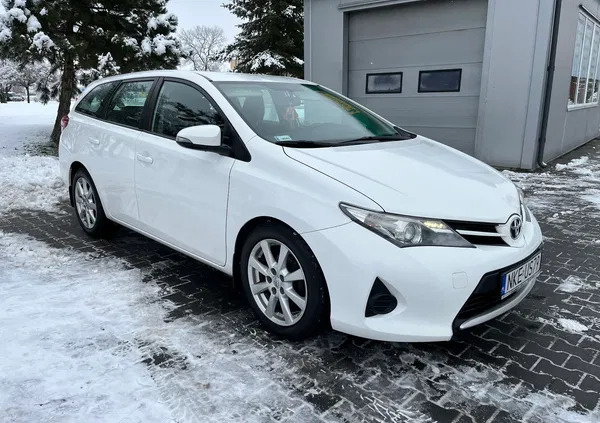 toyota auris kętrzyn Toyota Auris cena 28800 przebieg: 282315, rok produkcji 2015 z Kętrzyn